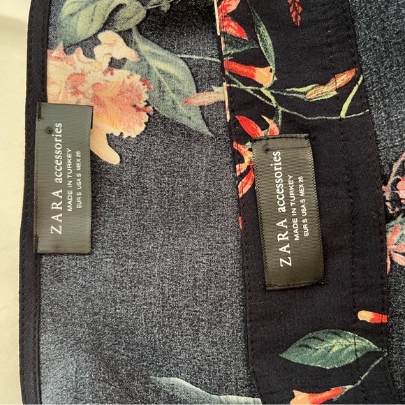 Zara - Summer Set Floral - Picture 4 of 4
